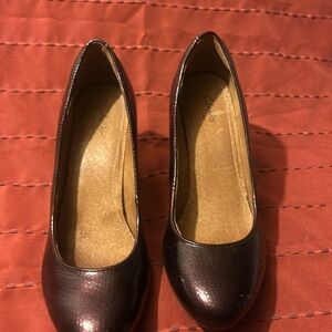 Dark brown wedge heels 3 1/2 only wore 2X